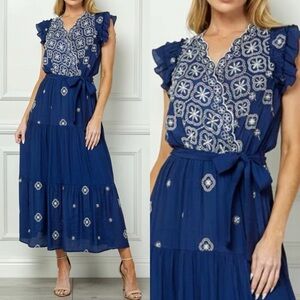 Figueroa & Flower Embroidered
Floral Midi Dress size Small medium large X-Large